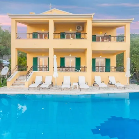Spyros Villa