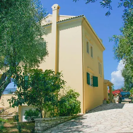 Spyros Villa