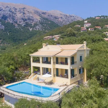 Spyros Villa